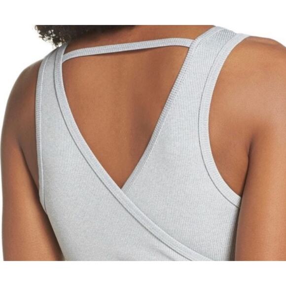 Alo Yoga Togetherness Bra Size XS - Picture 2 of 2